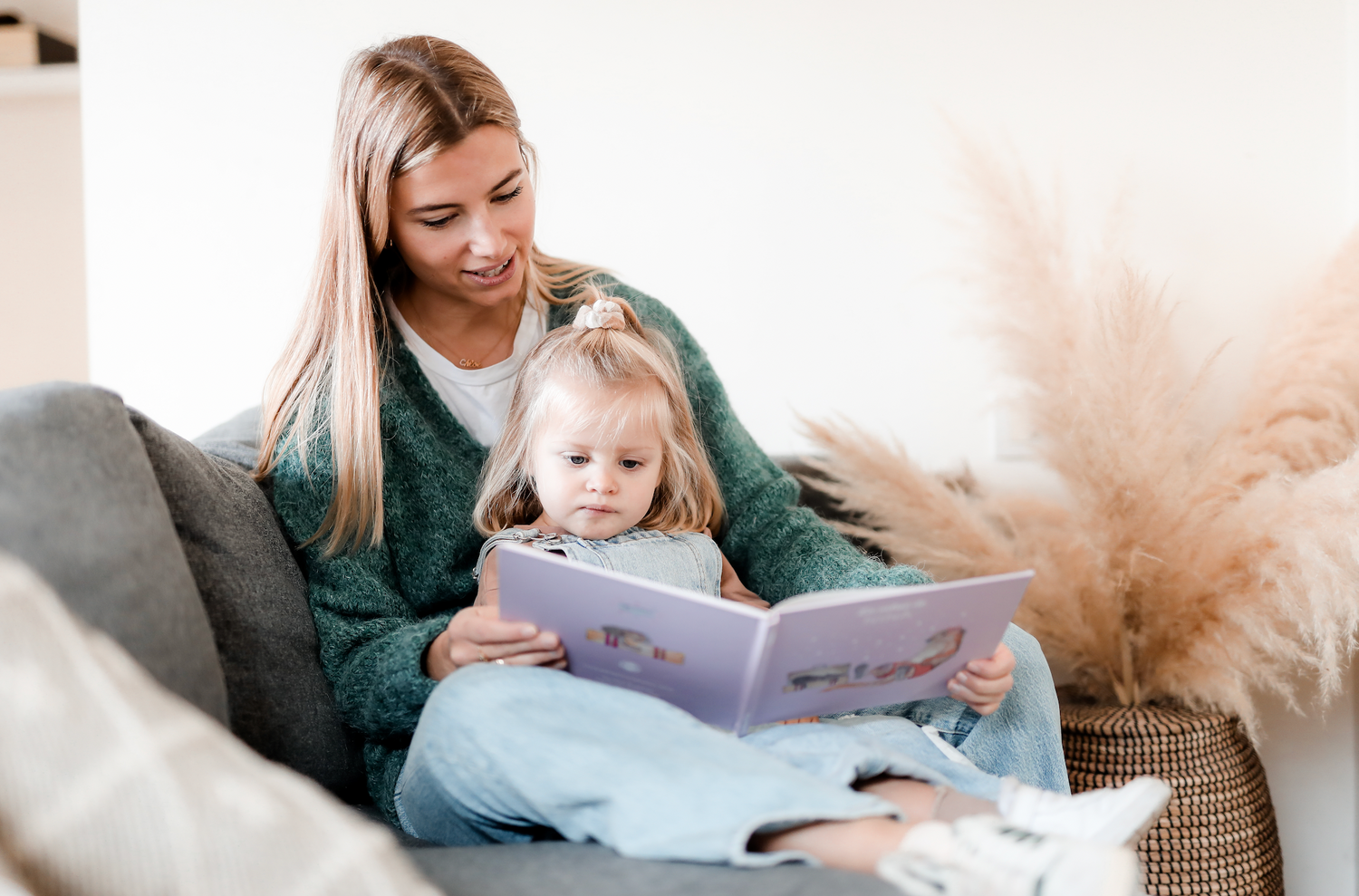 maman_enfant_lecture_livre